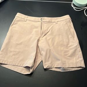 Men’s Lululemon commission shorts